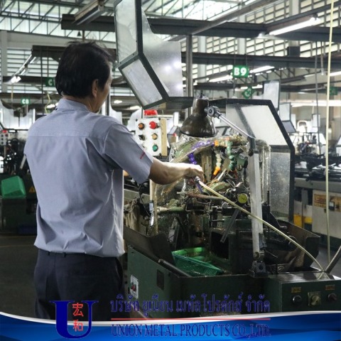 โรงกลึง รับกลึงงาน CNC