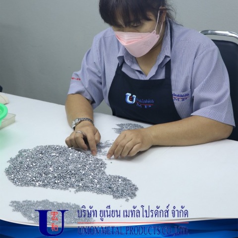 โรงกลึง รับผลิตชิ้นงานตามแบบ